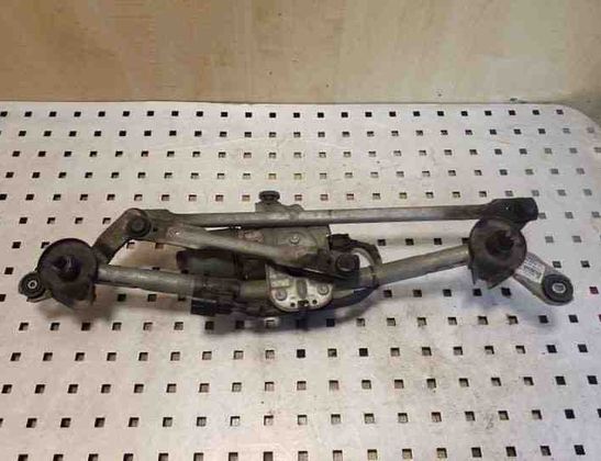 TOYOTA Avensis 3 generation (2009-2020) Priekšējā stikla tīrītāja mehānisms 0390241964,8511005080B 26126910