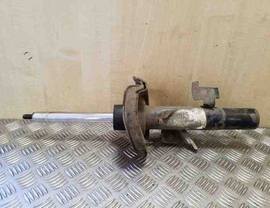 VOLVO V40 Cross Country 1 generation (2012-2020) Front Right Shock Absorber P31387746 26143284