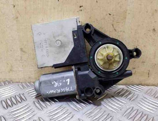 VOLKSWAGEN Touran 1 generation (2003-2015) Маторчик стеклоподъемника передней левой двери 1T0959702,1K0959792C 26155642