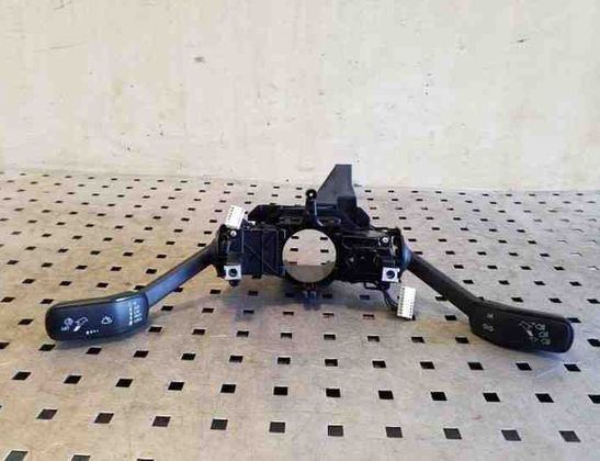 VOLKSWAGEN Passat Variant 1 generation (2010-2024) Pagrieziena rādītāja mehānisms 3Q0953521,5Q0953502,3Q0953223 26178317