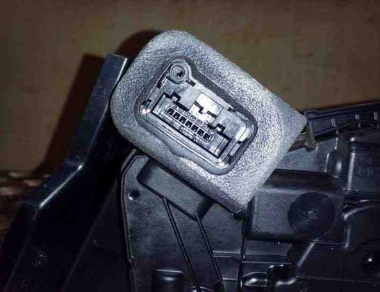 SKODA Yeti 1 generation (2009-2018) Rear Left Door Lock 5K4839015F 26185039