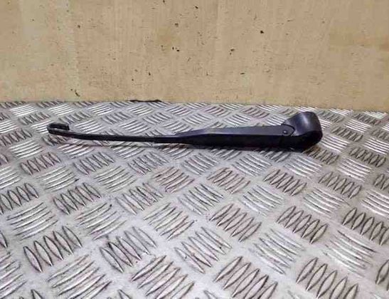 AUDI A6 C4/4A (1994-1997) Дворник крышки багажника 4A9955407 26189200