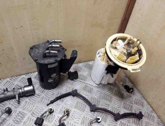 VOLKSWAGEN Passat Variant 1 generation (2010-2024) Degvielas iesmidzināšanas komplekts 04L130277AC,0445110469,A2C86856200 26209496