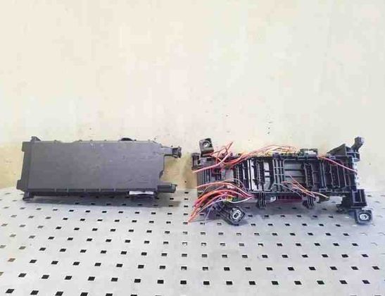 MERCEDES-BENZ B-Class W246 (2011-2020) Fuse Box A2465402714 26223386