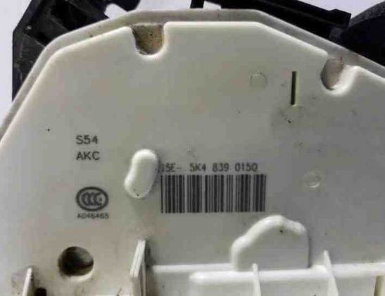 VOLKSWAGEN Golf 7 generation (2012-2024) Aizmugurējo kreiso durvju slēdzene 5K4839015Q 26235682
