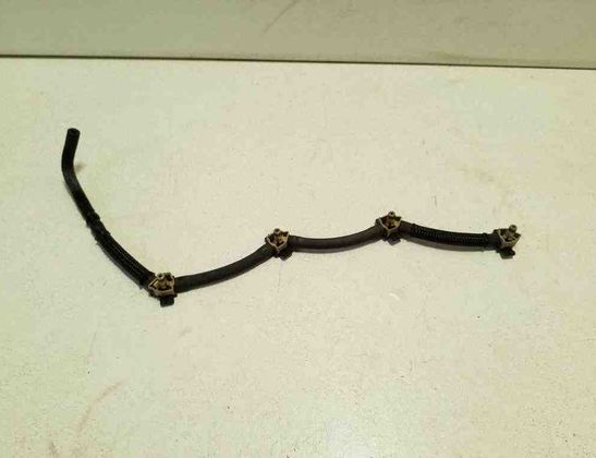 VOLKSWAGEN Tiguan 2 generation (2016-2024) Fuel return pipe 32163629