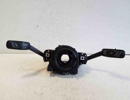 VOLKSWAGEN Tiguan 2 generation (2016-2024) Подрулевой переключатель 5Q1953502AA,5Q1953569D,5Q1953521FC 32179741