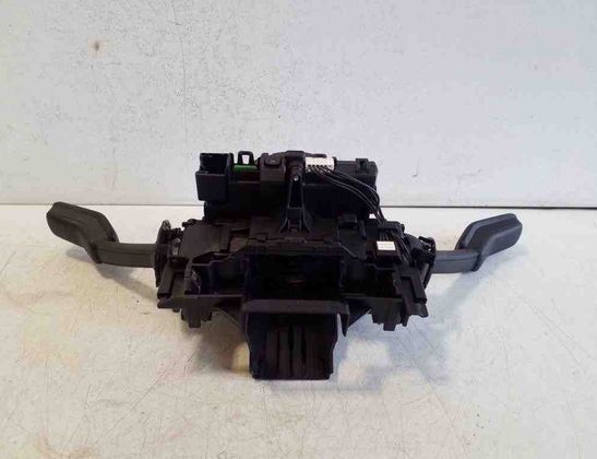 VOLKSWAGEN Tiguan 2 generation (2016-2024) Подрулевой переключатель 5Q1953502AA,5Q1953569D,5Q1953521FC 32179741