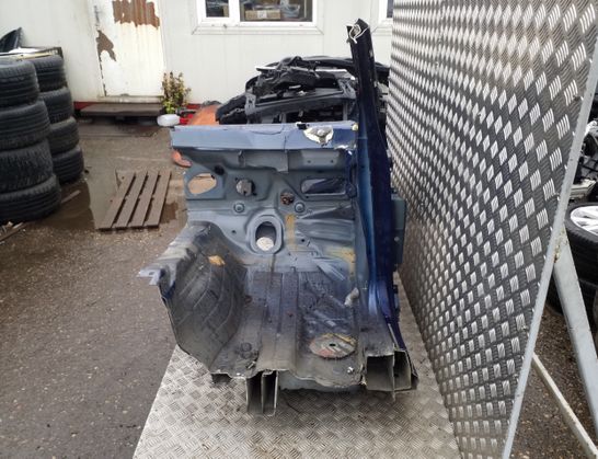 AUDI Q5 8R (2008-2017) Priekšēja labā ceturtdaļa 32998268