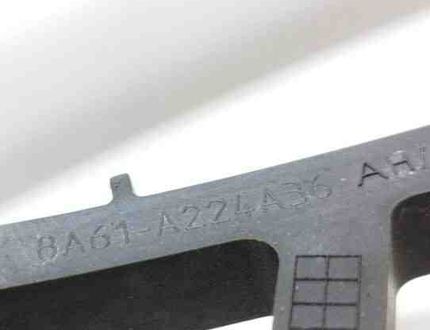 FORD Fiesta 6 generation (2008-2020) Aizmugurējo labo durvju ārējais rokturis 8A61A224A36 22633786