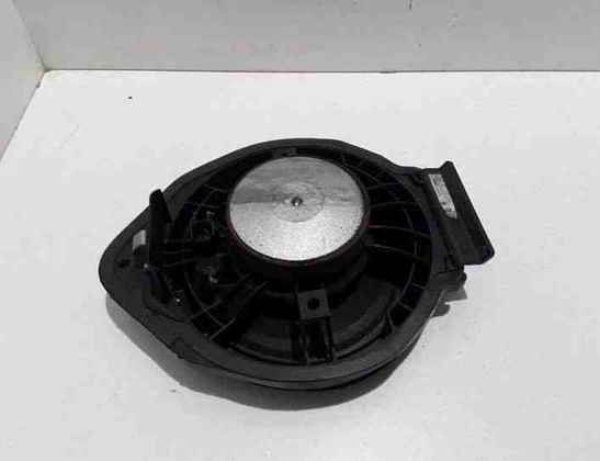 OPEL Astra J (2009-2020) Aizmugurējo labo durvju skaļrunis 13257499 22675935