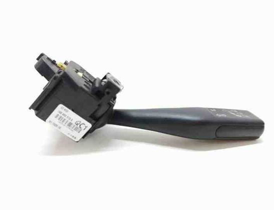 SKODA Octavia 2 generation (2004-2013) Pagrieziena rādītāja slēdzis 1K0953513E,01103510 22693803