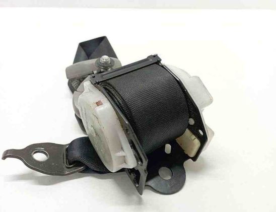 MITSUBISHI Grandis 1 generation (2003-2011) Ремень безопасности задний правый 7032N 31645522