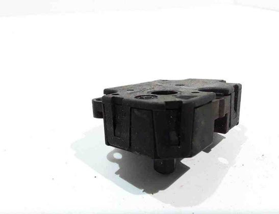 MERCEDES-BENZ S-Class W221 (2005-2013) Salona sildītāja vadības vārsti 32068257