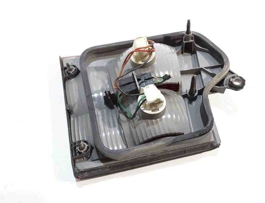 SAAB 9-5 1 generation (1997-2010) Aizmugurējais kreisais lukturis bagāžniekā 5142278 32081990