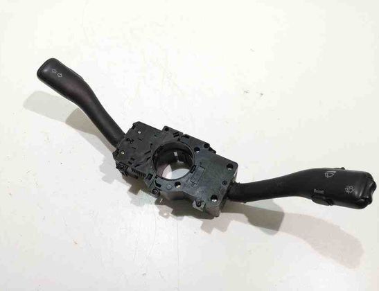 VOLKSWAGEN Passat B5 (1996-2005) Подрулевой переключатель 8L0953513 32550938