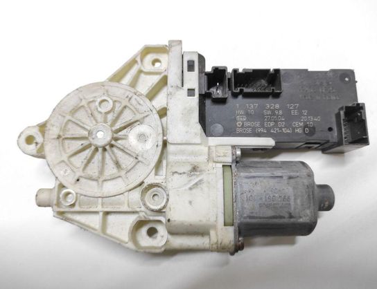 PEUGEOT 406 1 generation (1995-2004) Маторчик стеклоподъемника передней левой двери 0130822201 32785353