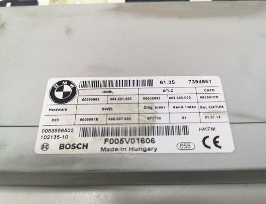 BMW 5 Series F10/F11 (2009-2017) Aizmugurējā vāka / bagāžnieka vadības bloks F005V01606 32814068