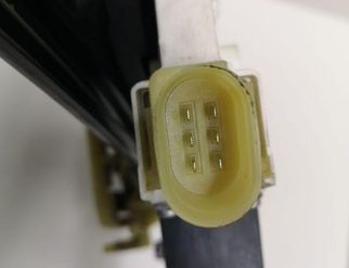 BMW 7 Series F01/F02 (2008-2015) Aizmugurējo labo durvju logu pacēlājs 70460320 32814249