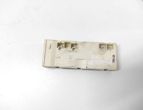 MERCEDES-BENZ C-Class W204/S204/C204 (2004-2015) Aizmugurējā vāka / bagāžnieka vadības bloks A2129004203 32971990