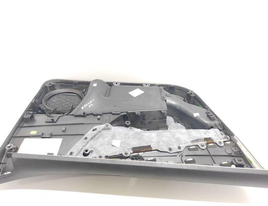 VOLKSWAGEN Passat B7 (2010-2015) Priekšējo labo durvju panelis 3C1867012 33031071