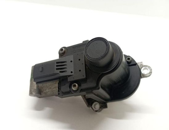 AUDI A8 D3/4E (2002-2010) Егр клапан 057131501E 33070253