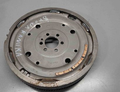 SKODA Kamiq 1 generation (2019-2023) Маховик 04C105266F 30222905