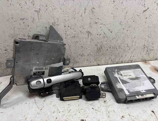 TOYOTA Prius 2 generation (XW20) (2003-2011) Engine ECU Set 8966147170,626399000 30347520