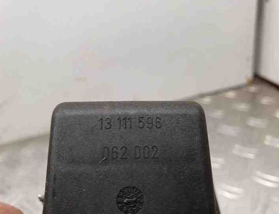 OPEL Astra H (2004-2014) Крышка бензобака 13111597,13111596 24160749