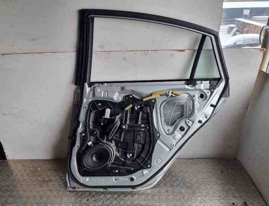 MAZDA 6 GG (2002-2007) Labās aizmugurējās durvis GS1D72010,S5267 24170459