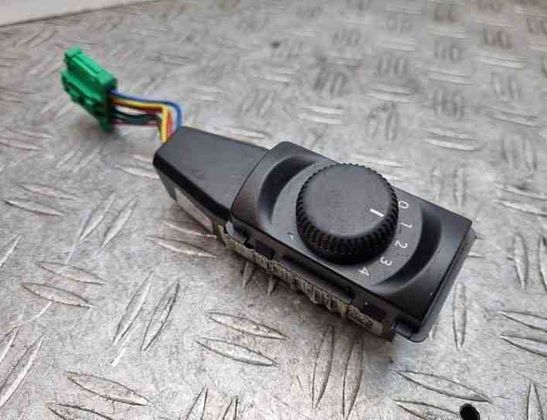 PEUGEOT 5008 1 generation (2009-2016) Other Control Units 96846886XT 24176725