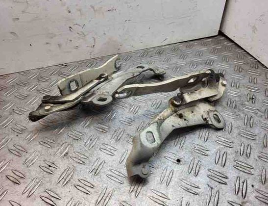 MINI Cooper R56 (2006-2015) Priekšējā kreisā pārsega eņģe 2751203,2751204 24180530