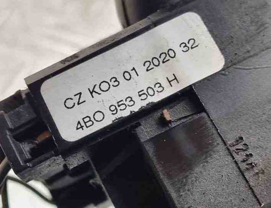 SKODA Fabia 6Y (1999-2007) Подрулевой переключатель 8L0953513G,4B0953503H 24182945