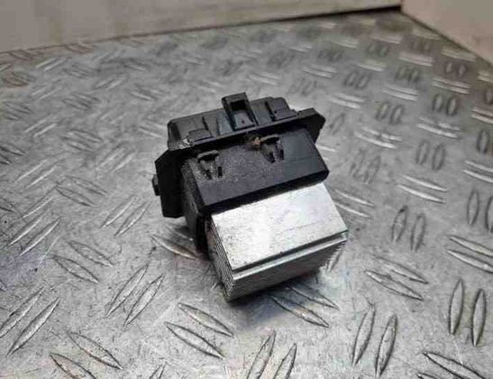 RENAULT Megane 3 generation (2008-2020) Blower fan relay T1017845R 24187097