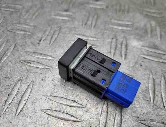 VOLKSWAGEN Variant VII TDI (2014-2024) кнопка опасности 5G0953509A 24189236