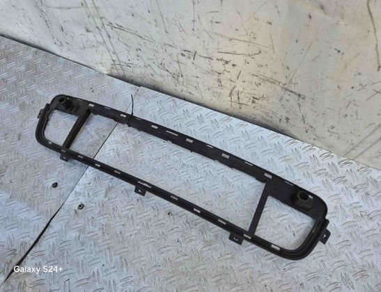 BMW X5 E70 (2006-2013) Priekšējā bampera apakšējā reste 7171348 27106080