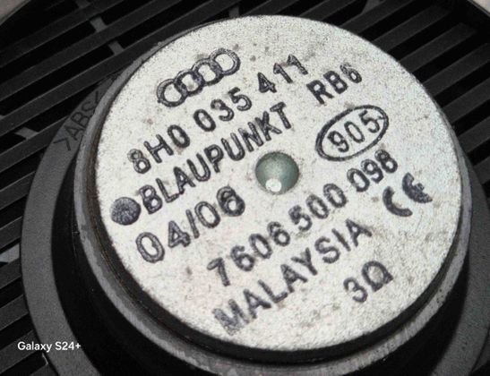 AUDI A4 B7/8E (2004-2008) Priekšējo labo durvju skaļrunis 8H0035411 28549171