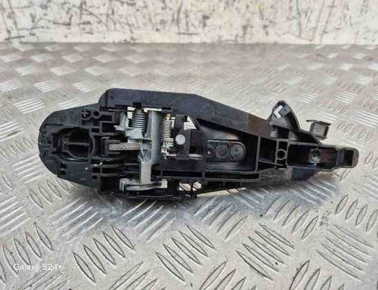 PEUGEOT 308 T9 (2013-2021) Наружная ручка задней правой двери 9802977180 32099295