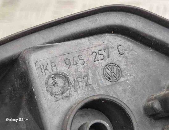 VOLKSWAGEN Scirocco 3 generation (2008-2020) Aizmugurējo lukturu kontakti 1K8945258C 32602047