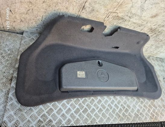 BMW 7 Series E38 (1994-2001) Bagāžas nodalījuma vāka apdare 8125965,1180681,71111180681 32744928