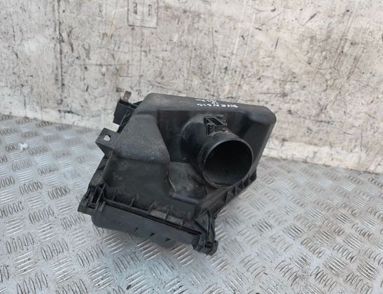 TOYOTA Avensis 3 generation (2009-2020) Air Filter Box 0R04 32754707