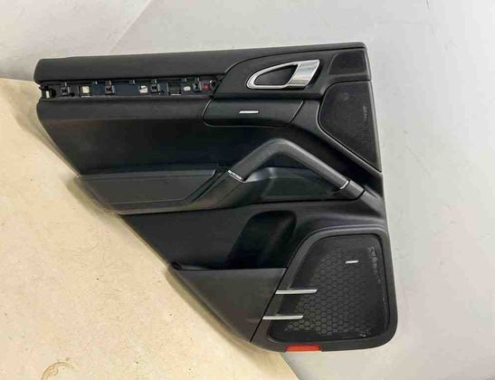 PORSCHE Cayenne 958 (2010-2018) Rear Left Door Panel 95855530120,7P5867211 31416795