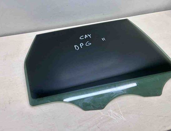 PORSCHE Cayenne 958 (2010-2018) Aizmugurējā labo durvju loga stikls 43R005013,DOT39M448AS3 31417399