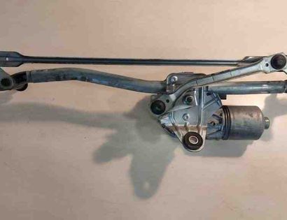 AUDI A8 D2/4D (1994-2002) Priekšējā stikla tīrītāja mehānisms 4H2955119C 31423548