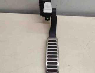 VOLKSWAGEN Touareg 2 generation (2010-2018) Akseleratora / gāzes pedālis 7L0723507D 31423705