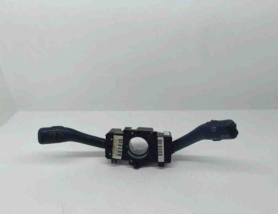 VOLKSWAGEN Passat B5 (1996-2005) Подрулевой переключатель 4B0953503H 31898977