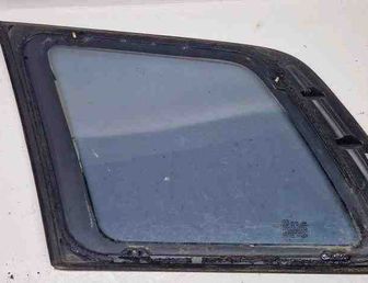 HYUNDAI Santa Fe CM (2006-2013) Aizmugurējais labais durvju stikls 43R000050 31899930