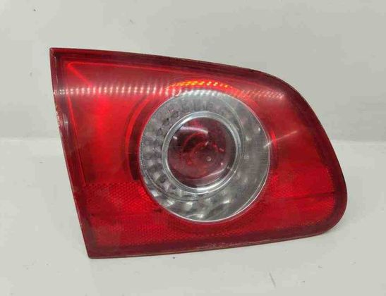 VOLKSWAGEN Passat B6 (2005-2010) Right Side Tailgate Taillight 3C9945093 31901521