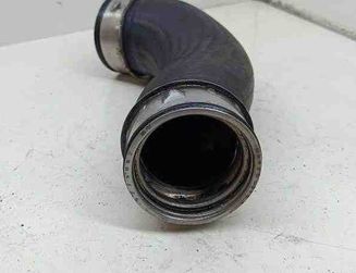 VOLKSWAGEN Passat B6 (2005-2010) шланг радиатора интеркулера 1K0145838D 31901909