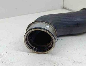 VOLKSWAGEN Passat B6 (2005-2010) шланг радиатора интеркулера 1K0145838D 31901909